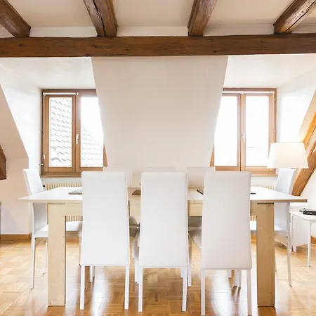 דירה Traditional Loft & Studio