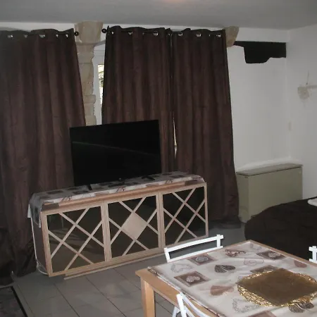 Traditional Loft & Studio *